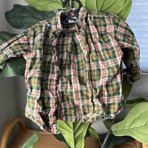 ❤️ 3 for $20: Button down shirt